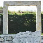 Mirabilia Boutique