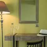 Mirabilia Boutique Hotel 3*