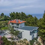 Mirabilia Boutique 3*
