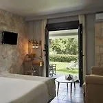 Mirabilia Boutique Hotel 3*