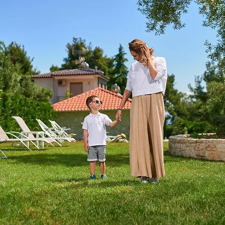 Mirabilia Boutique 3*