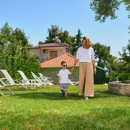 Mirabilia Boutique 3*