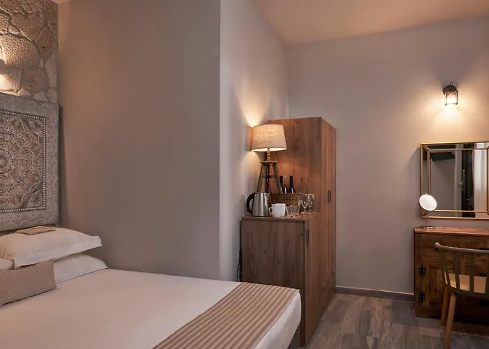 Hotel Mirabilia Boutique 3*